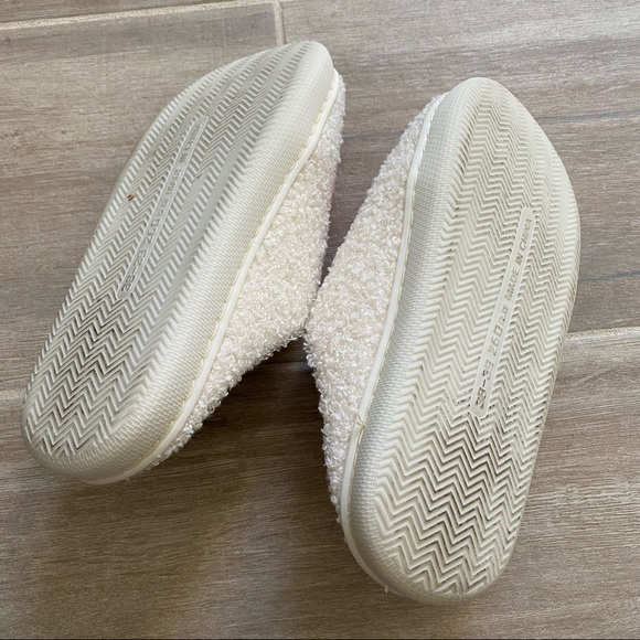 Pink Happy Face Slippers Gently Used - Picture 5 of 6